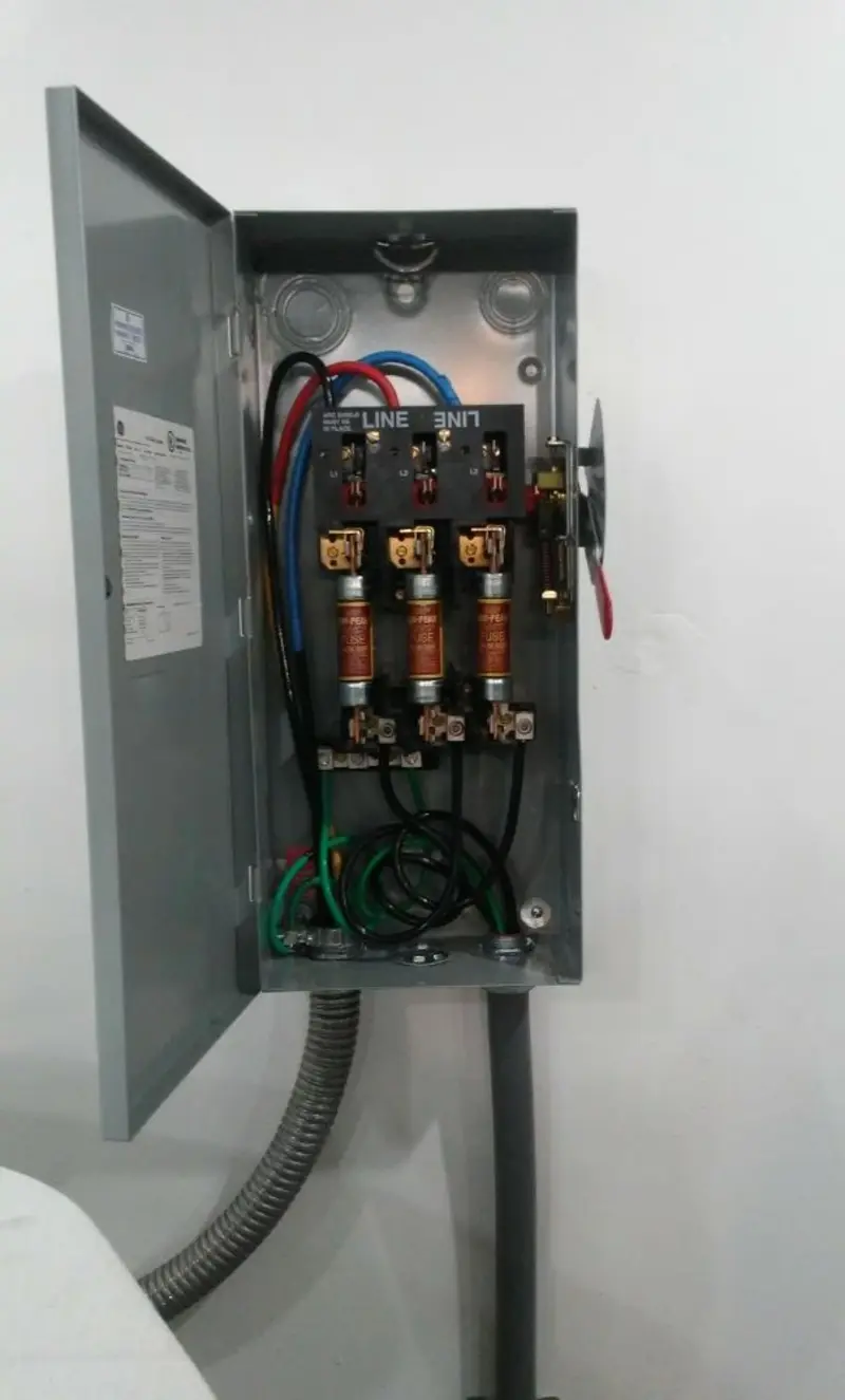 Three-phase disconnect switch installed for Smoke Detector Installation in Florham Park